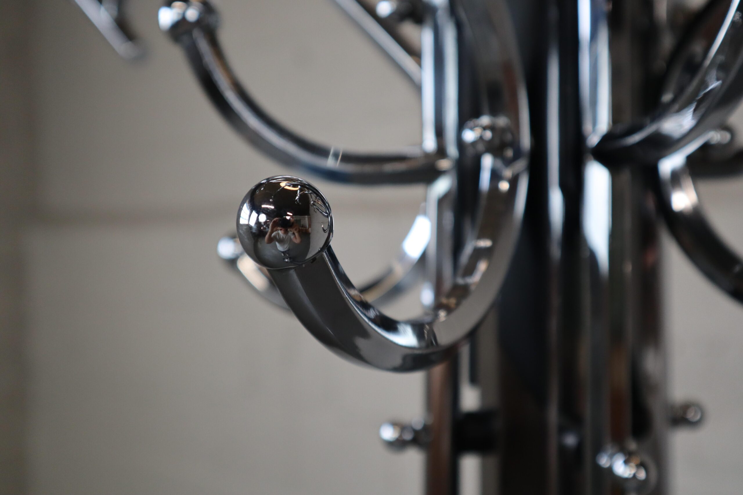 Large Art Deco chromed coat rack/floor lamp, early 20th century