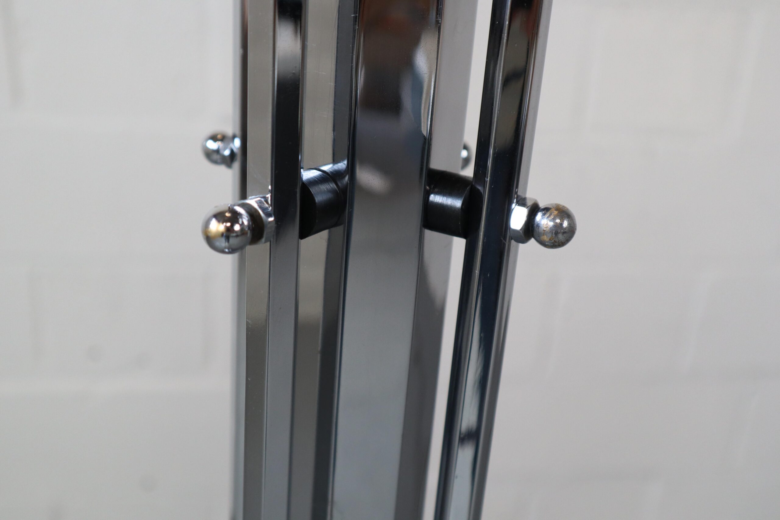 Large Art Deco chromed coat rack/floor lamp, early 20th century