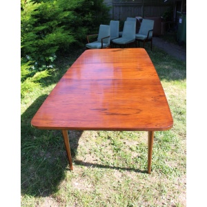 Mid Century Rosewood Hamilton Dining Table and Chairs By Robert Heritage For Archie Shine