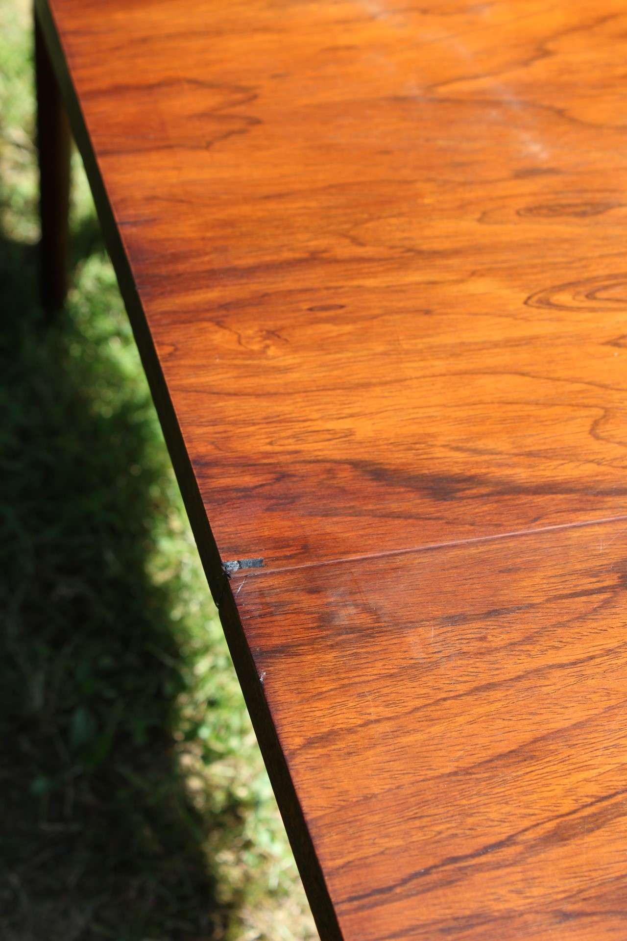 Mid Century Hamilton Rosewood Dining Table By Robert Heritage For Archie Shine