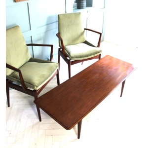Mid Century Rosewood Coffee Table By Robert Heritage For Archie Shine