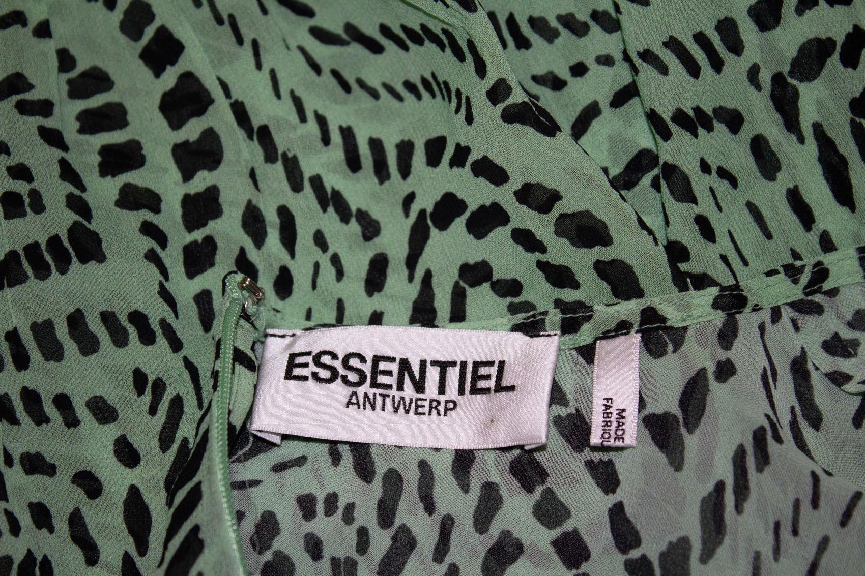 Peppermint Green and Black top by Essential Antwerp