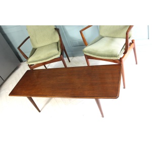 Mid Century Rosewood Coffee Table By Robert Heritage For Archie Shine