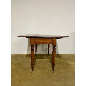 Victorian Mahogany Pembroke Table