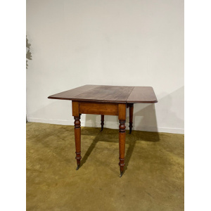 Victorian Mahogany Pembroke Table