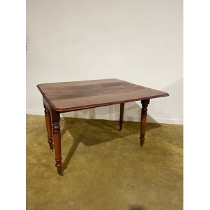 Victorian Mahogany Pembroke Table