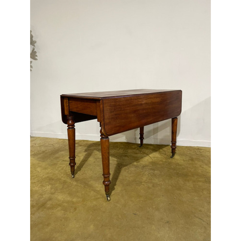 Victorian Mahogany Pembroke Table