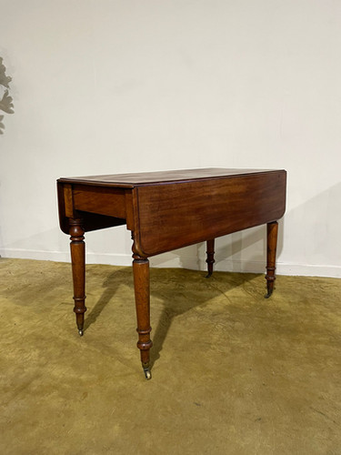 Victorian Mahogany Pembroke Table