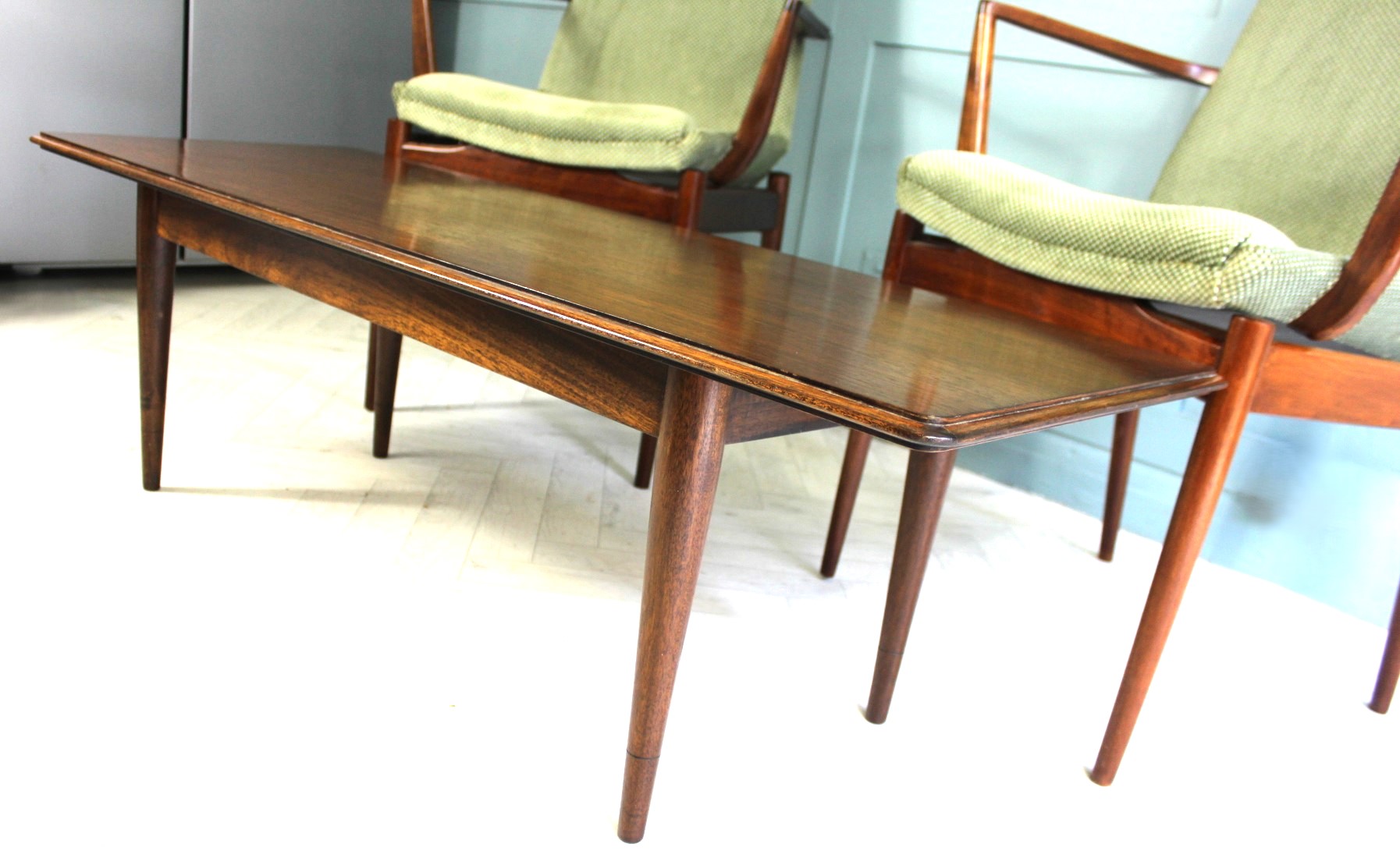 Mid Century Rosewood Coffee Table By Robert Heritage For Archie Shine