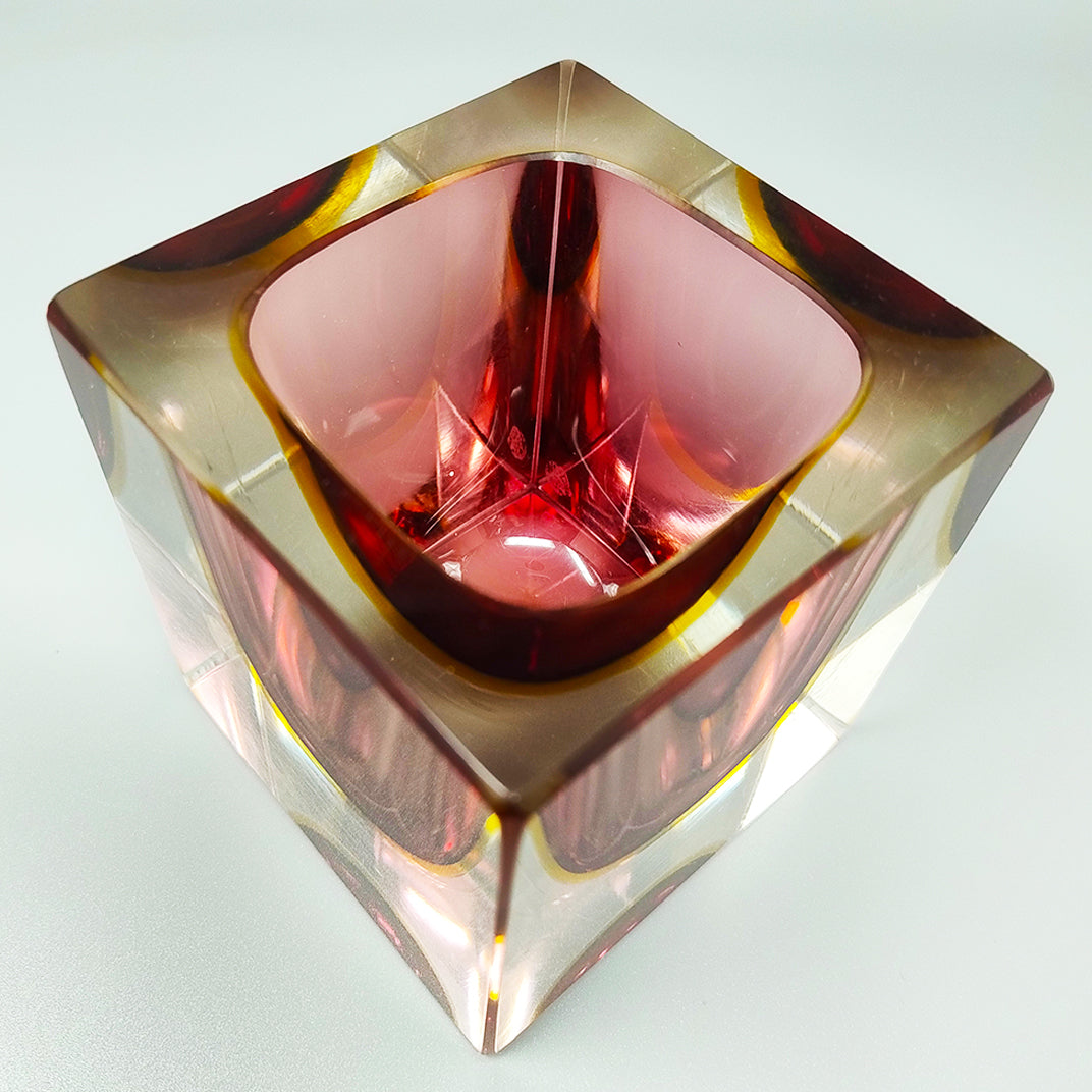 1960s Stunning Large Murano Pink Ashtray or Catch-All By Flavio Poli for Seguso