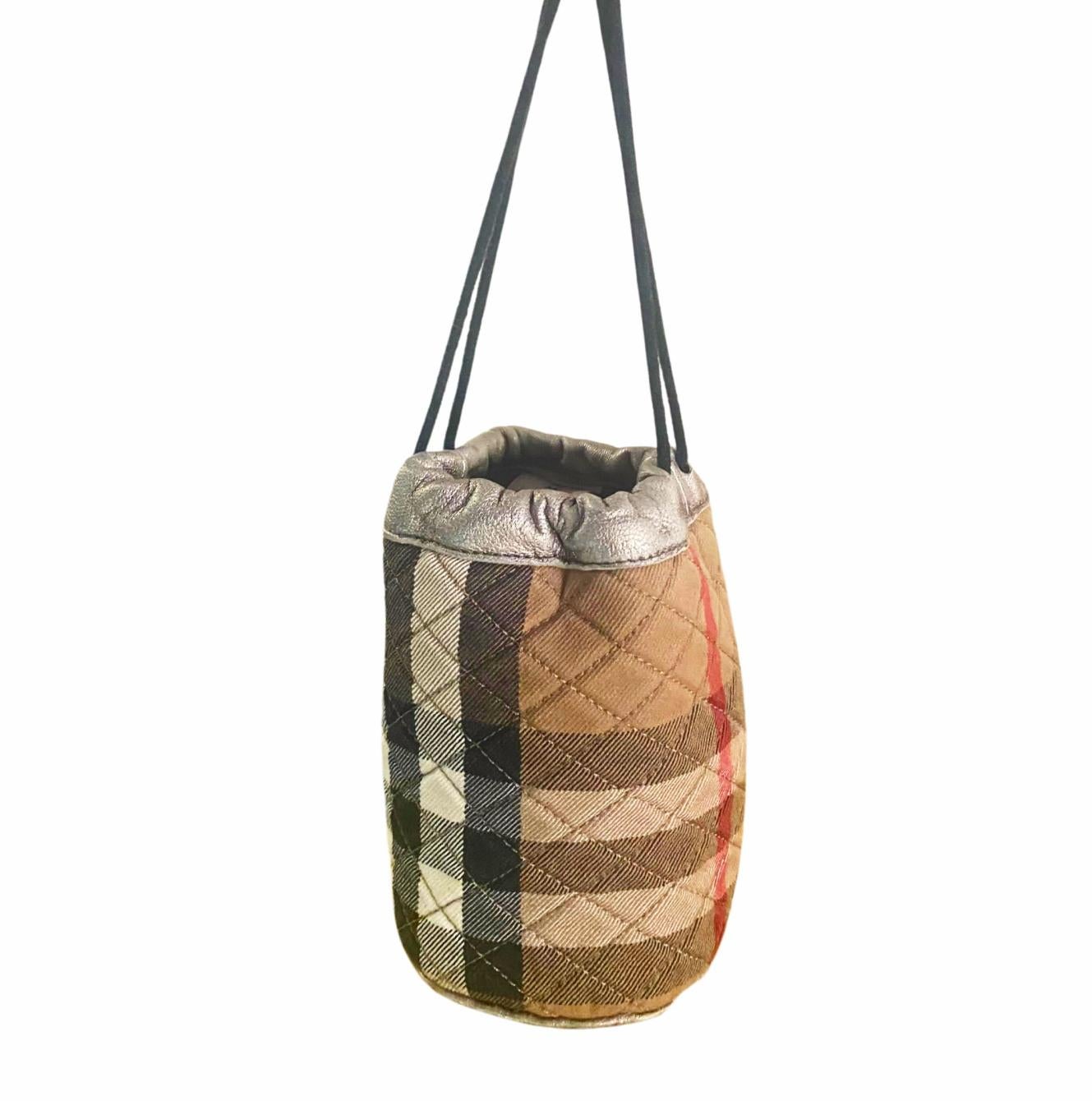2000s Burberry Nova Check Cloth Quilt Pouch