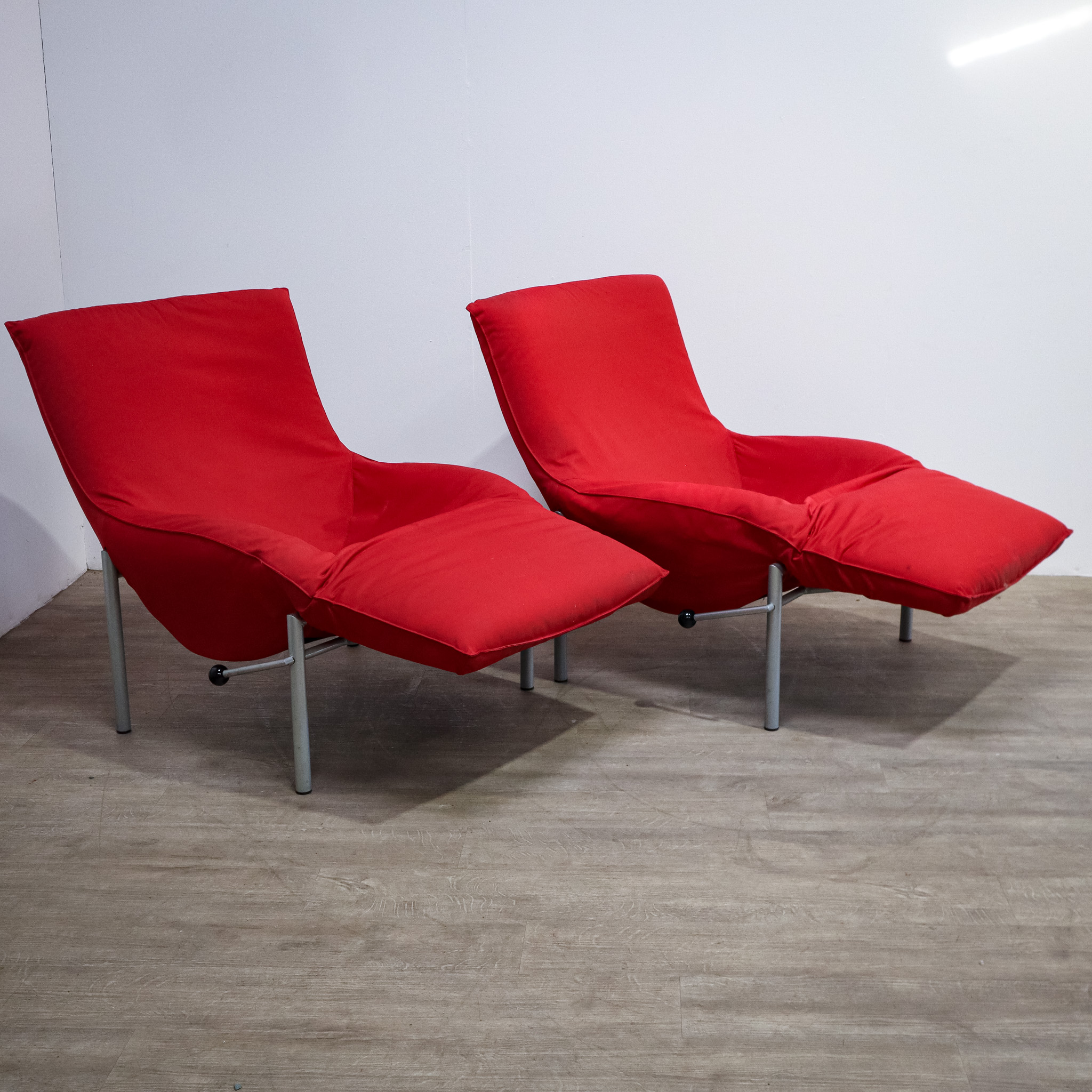 Classic Ikea Romme Reclining Chairs