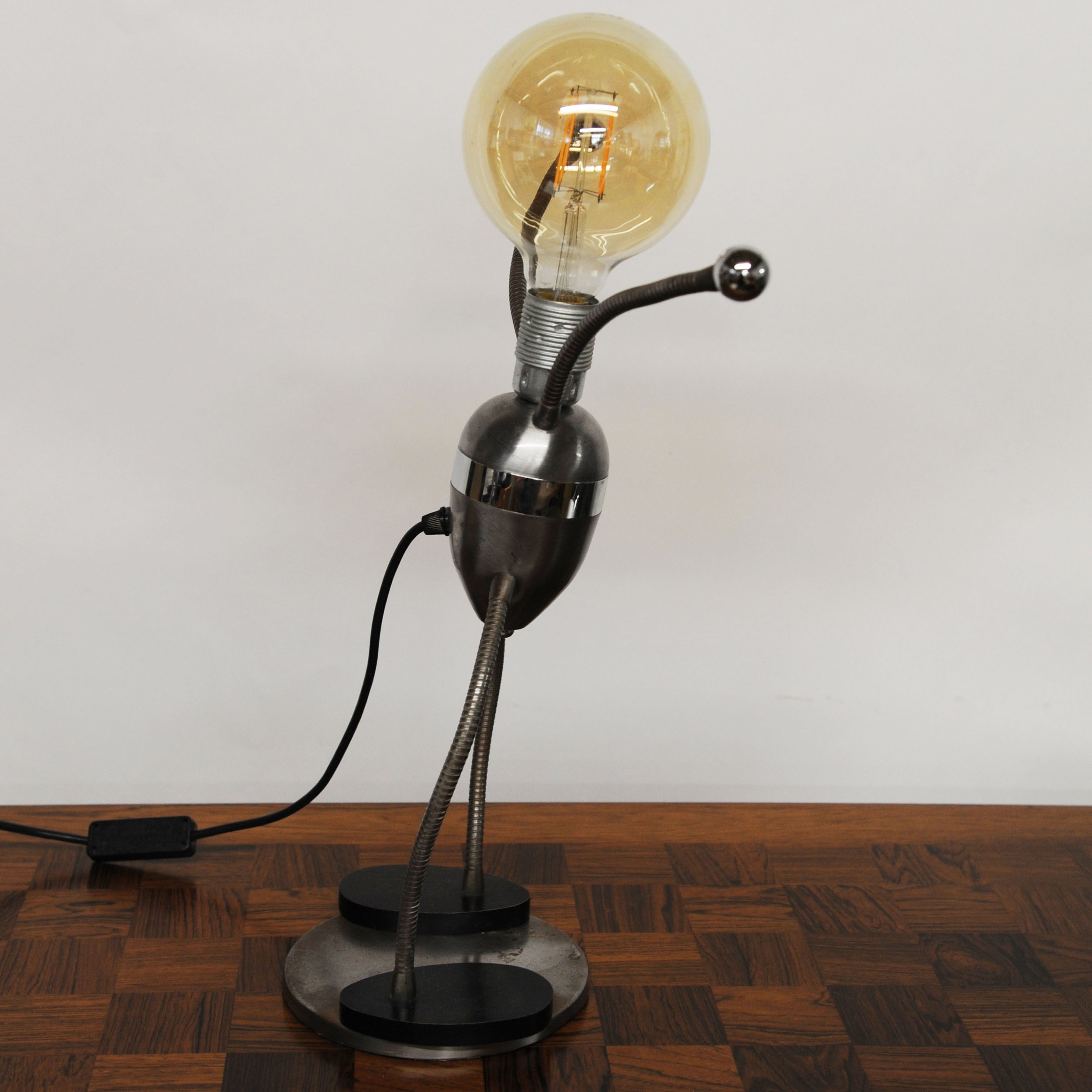 Robot Desk Lamp With Articulated Arms - 1970s