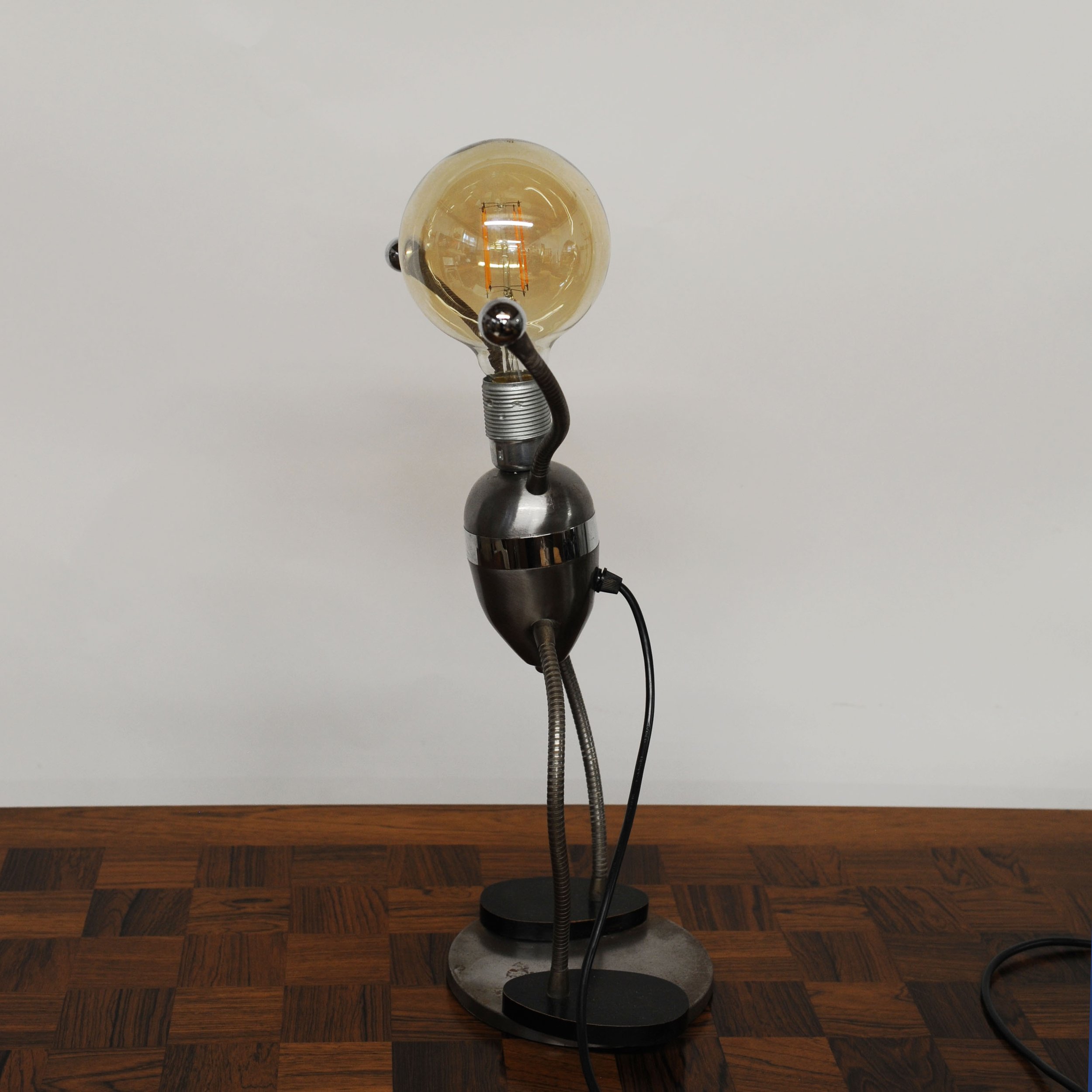 Robot Desk Lamp With Articulated Arms - 1970s