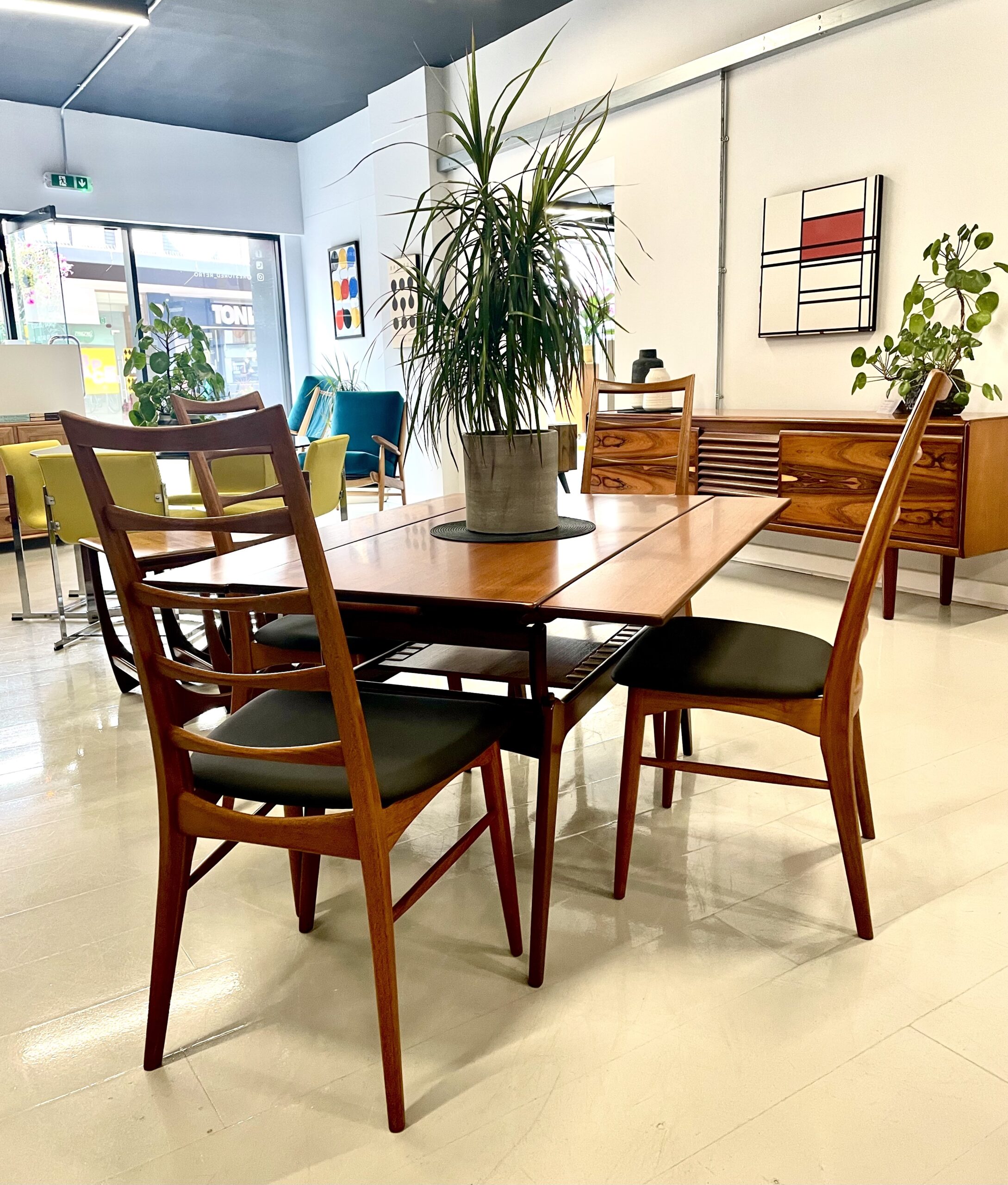 Kai Kristiansen Danish Metomorphic Table and 4 Niels Koefoed Danish Chairs