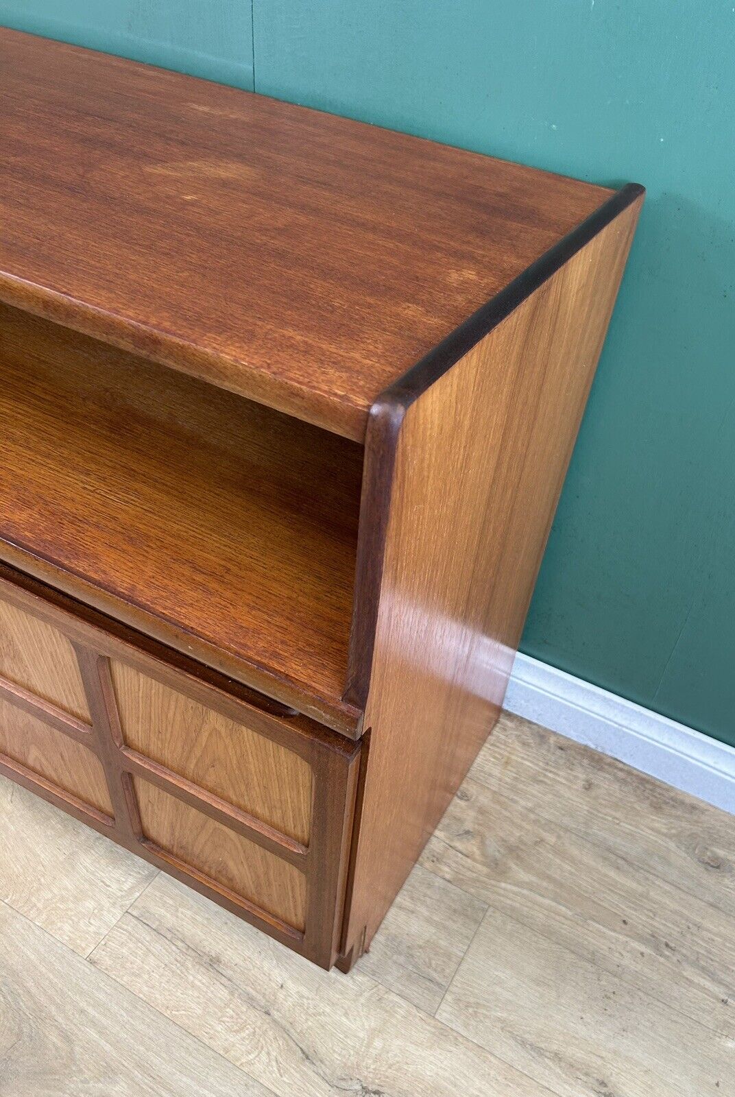 Retro Vintage Mid Century Teak Media Sideboard By Nathan Furniture-Courier
