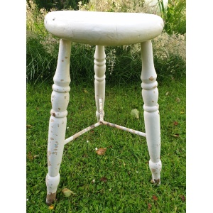 Victorian 3 legged stool