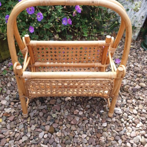 Magazine rack