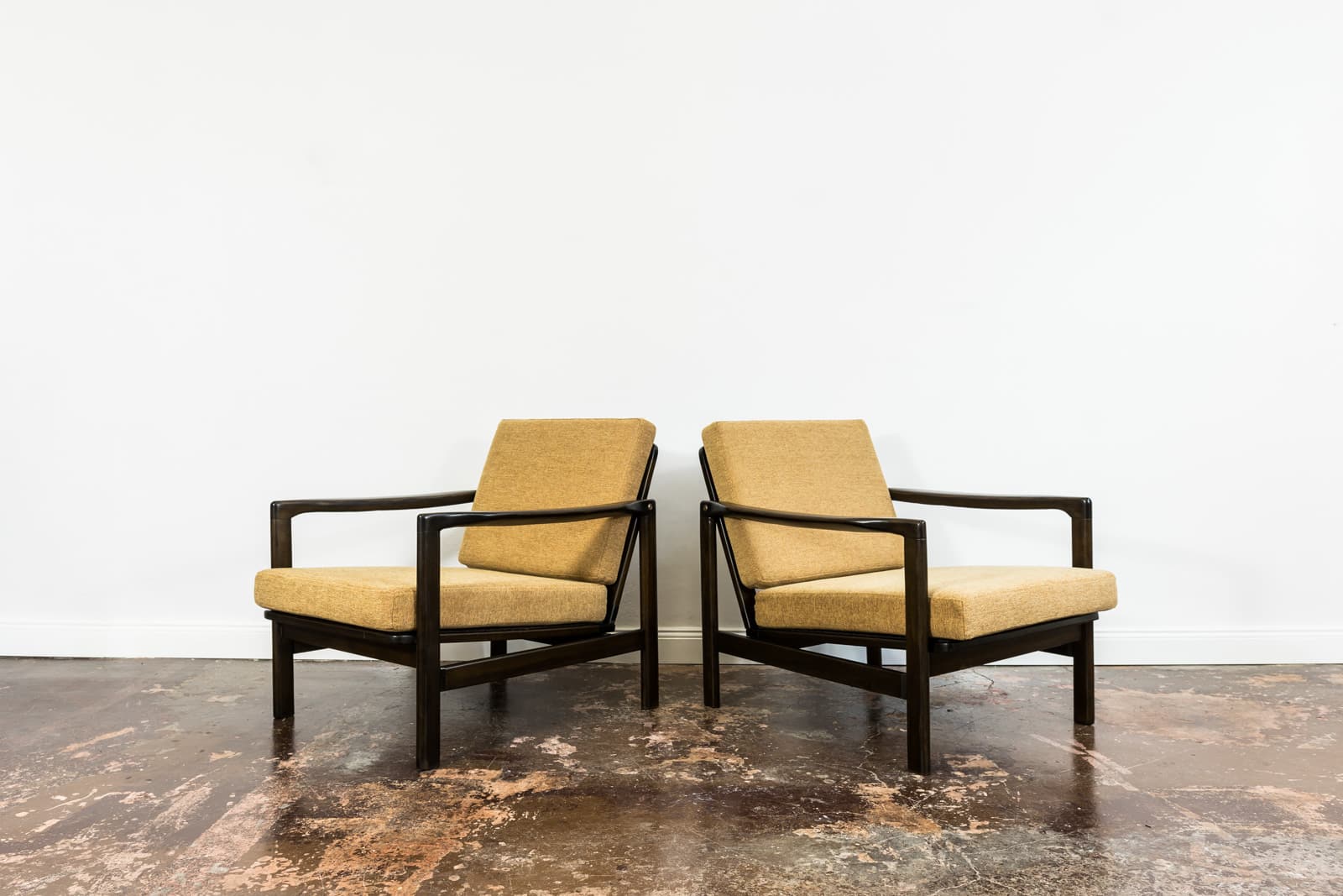 Pair Of Orange B-7522 Armchairs By Zenon Bączyk, Poland, 1960’S