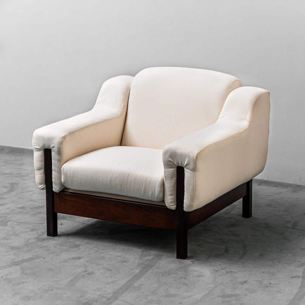 Pair Of White Cotton Armchairs Saporiti 70s Vintage Modern