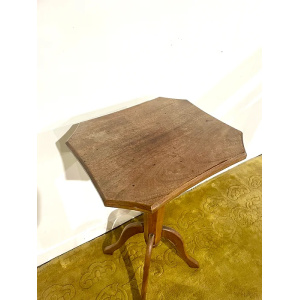 Victorian Tripod Mahogany Pedestal Table