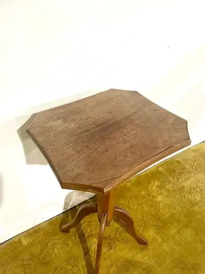 Victorian Tripod Mahogany Pedestal Table - Image 11