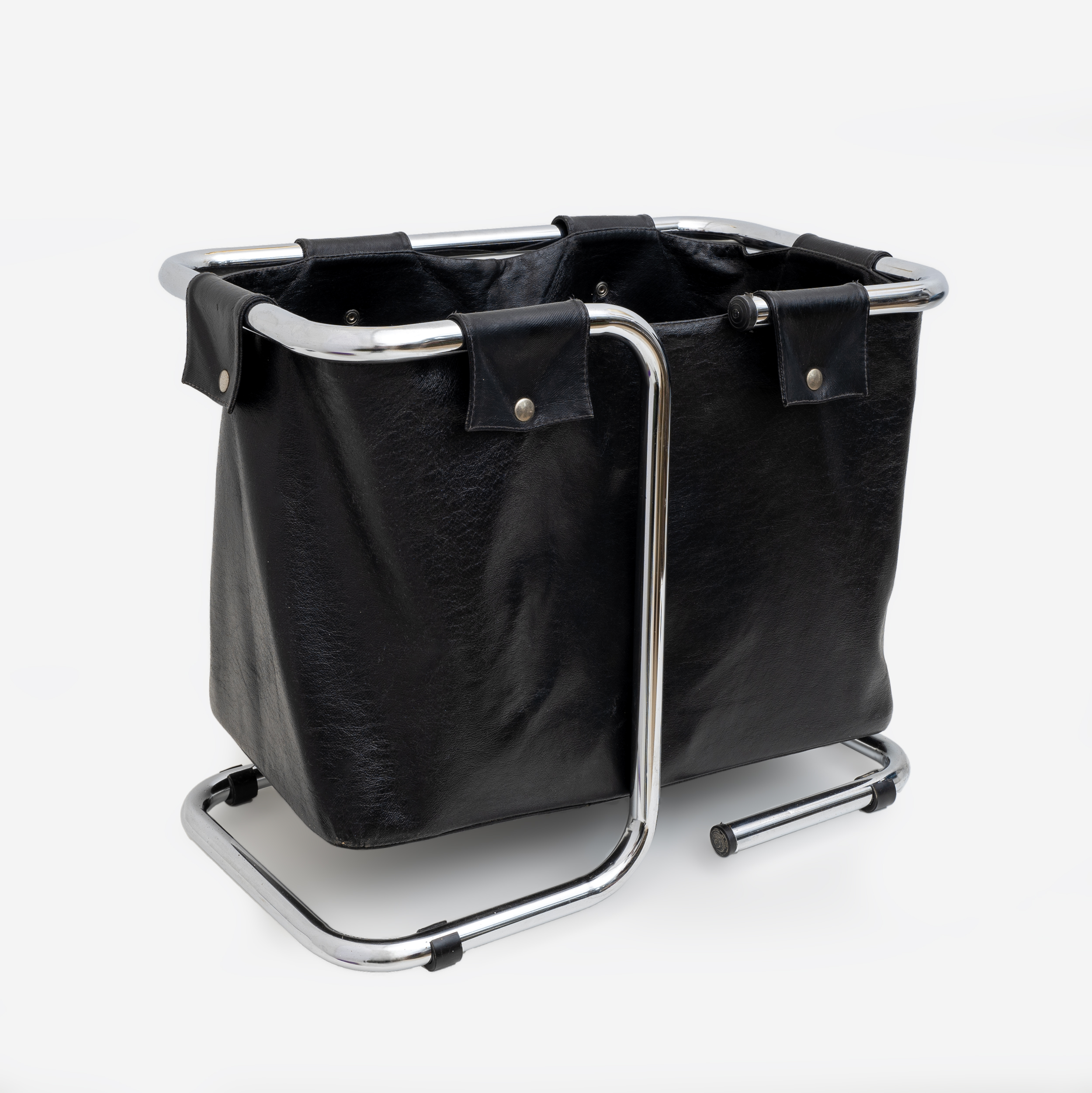 Marcel Breuer leather and Chromed Steel Magazine Rack, 1970s