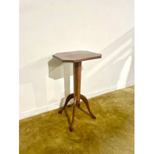 Victorian Tripod Mahogany Pedestal Table