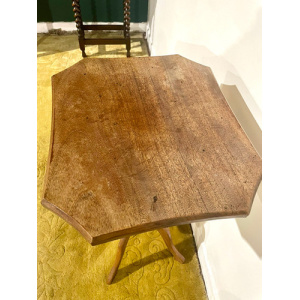 Victorian Tripod Mahogany Pedestal Table