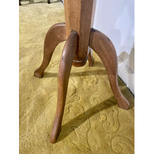 Victorian Tripod Mahogany Pedestal Table