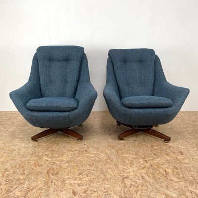 Mid Century Egg Chair