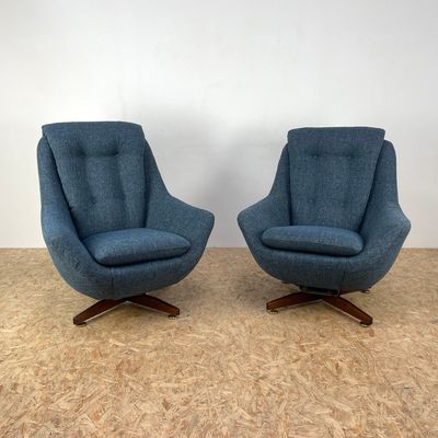 Mid Century Egg Chair