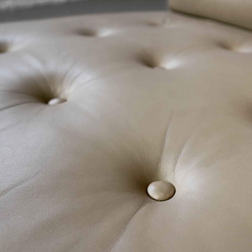 Florence Knoll lounge chair