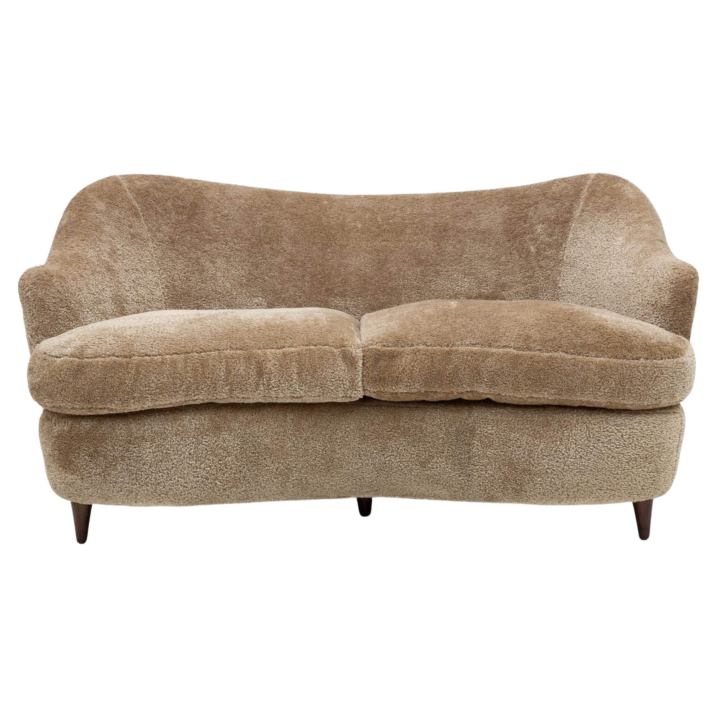 Attributed Gio Ponti Mid-century Modern Italian Sofa for Casa E Giardino, 1930s