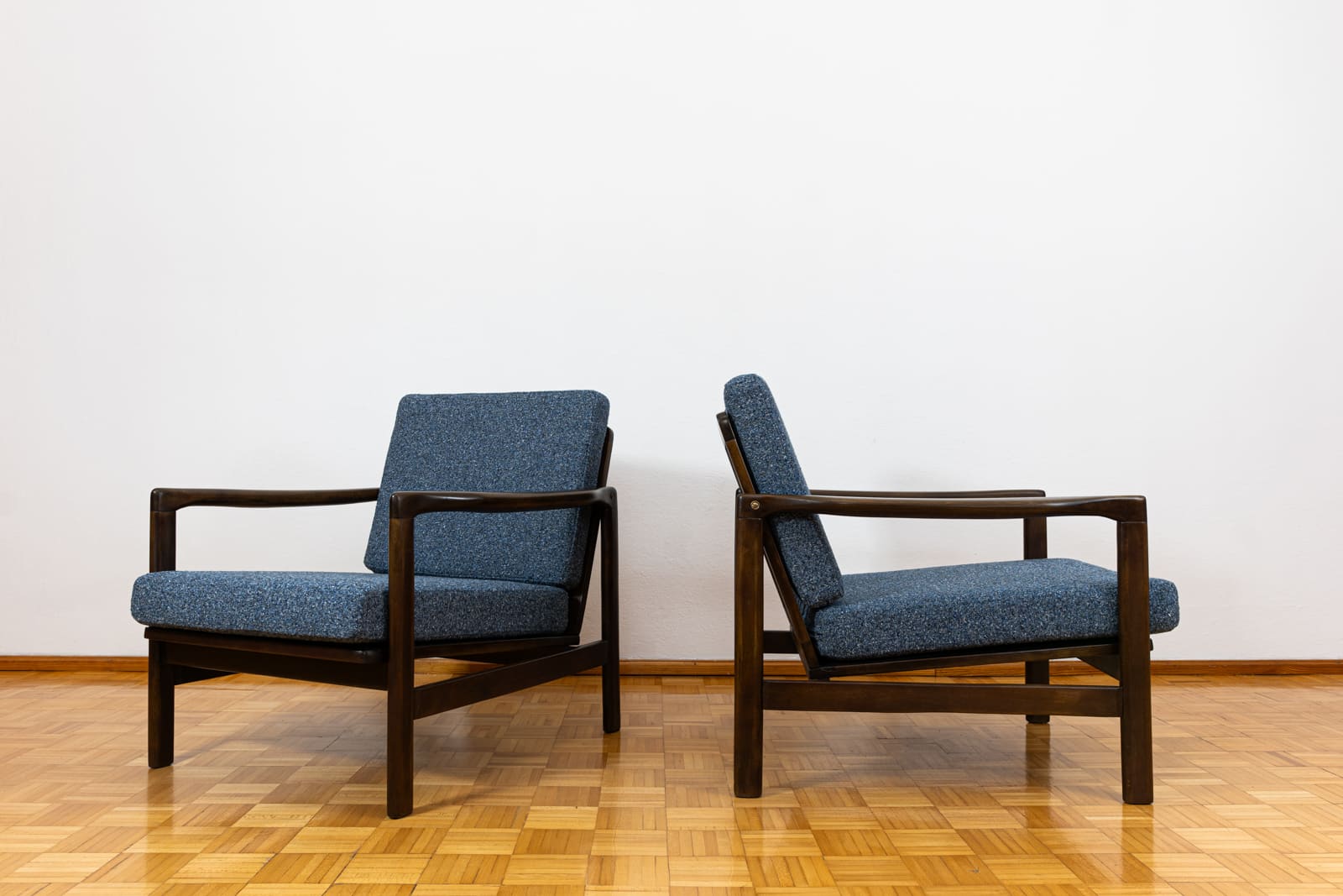 Pair of B-7522 armchairs by Zenon Bączyk, Poland, 1960’S