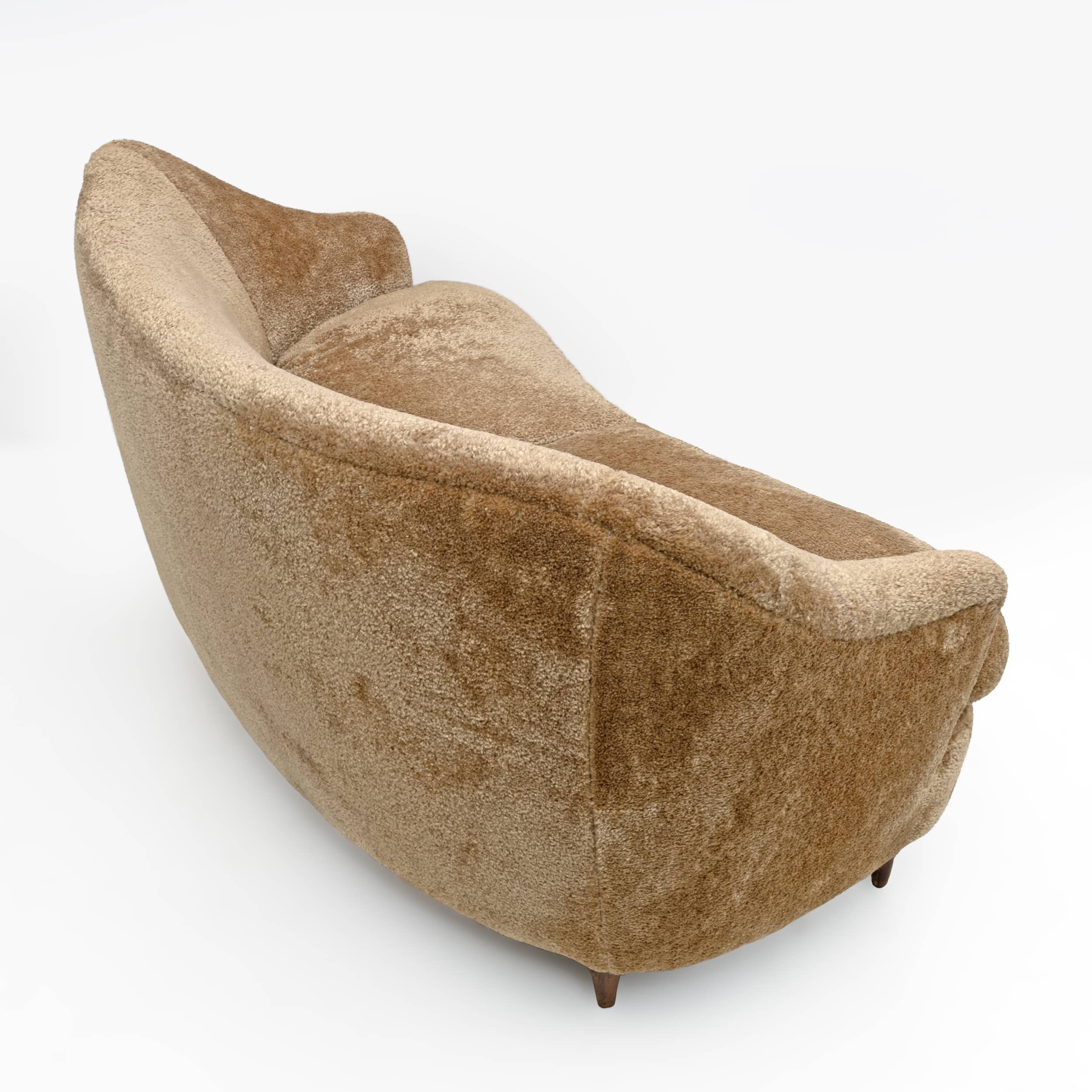 Attributed Gio Ponti Mid-century Modern Italian Sofa for Casa E Giardino, 1930s