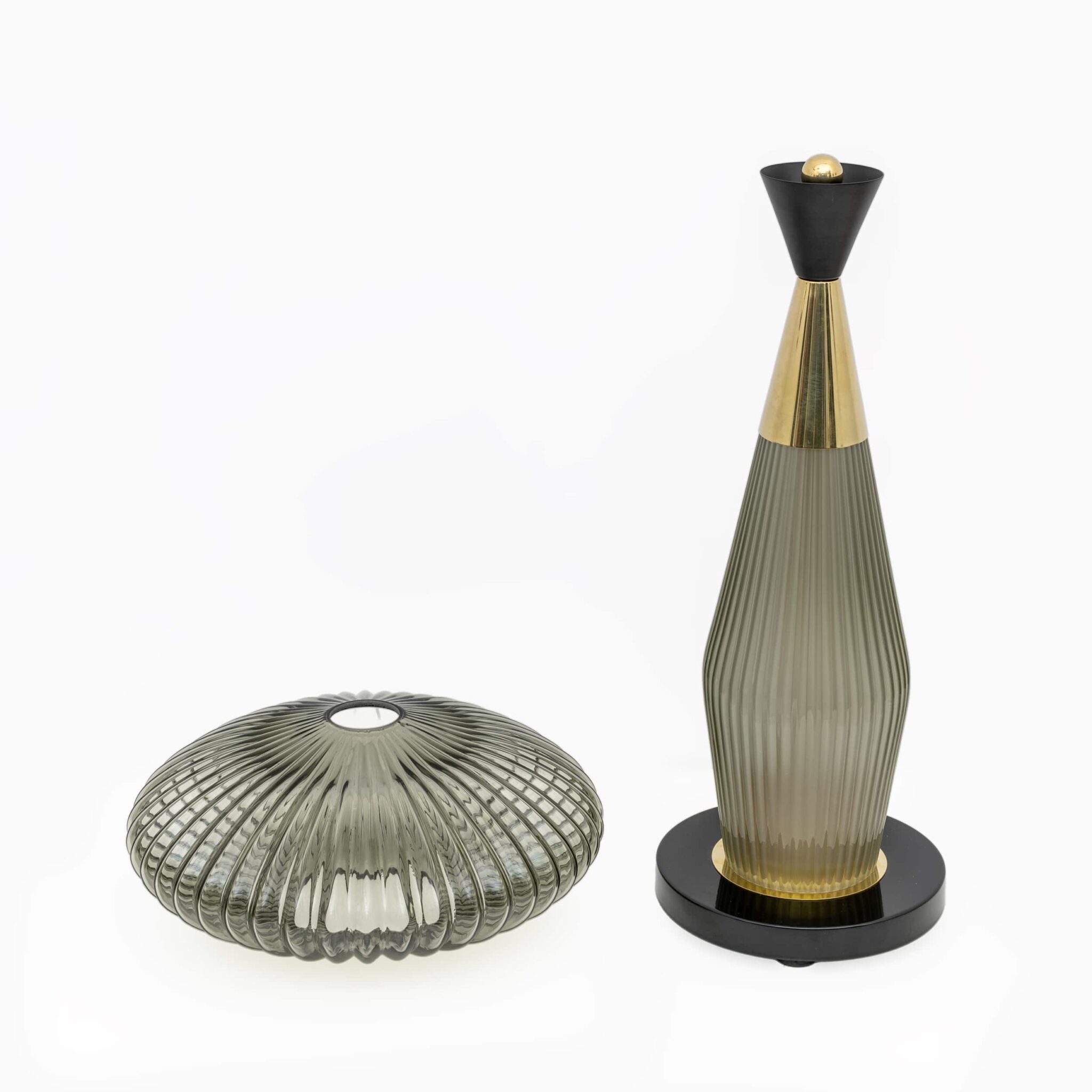Pair of Mushroom-shaped Table Lamps Murano Glass and Brass Feng Shui Style