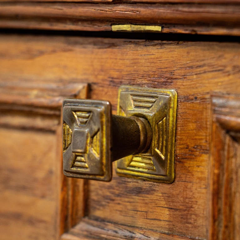 French Early 20th Century Ash Rent Cupboard - Image 12