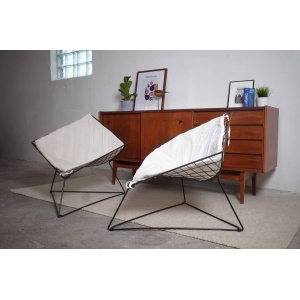 2 x OTI chairs and table Gammelgaard Diamond