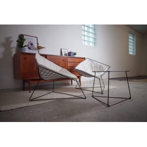 2 x OTI chairs and table Gammelgaard Diamond