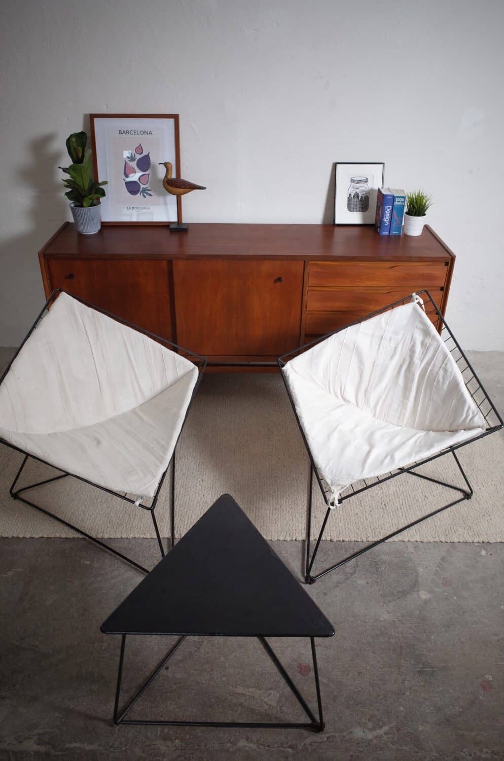 2 x OTI chairs and table Gammelgaard Diamond