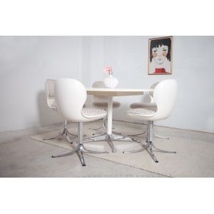 5 x Giroflex chairs and Herman Miller dining table