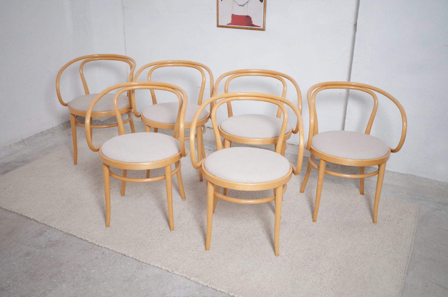 6 x Thonet 209 bentwood chairs dining room