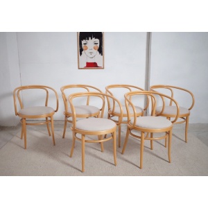 6 x Thonet 209 bentwood chairs dining room
