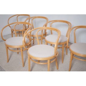 6 x Thonet 209 bentwood chairs dining room