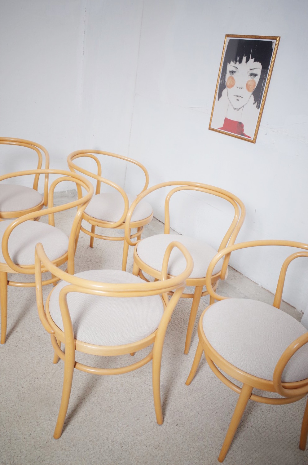 6 x Thonet 209 bentwood chairs dining room