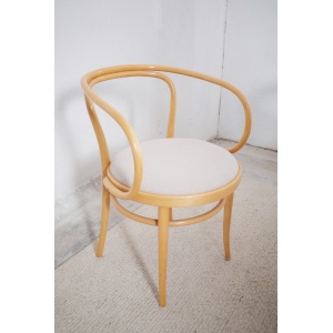 6 x Thonet 209 bentwood chairs dining room