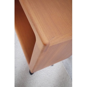 Dyrlund teak cabinet shelf sideboard