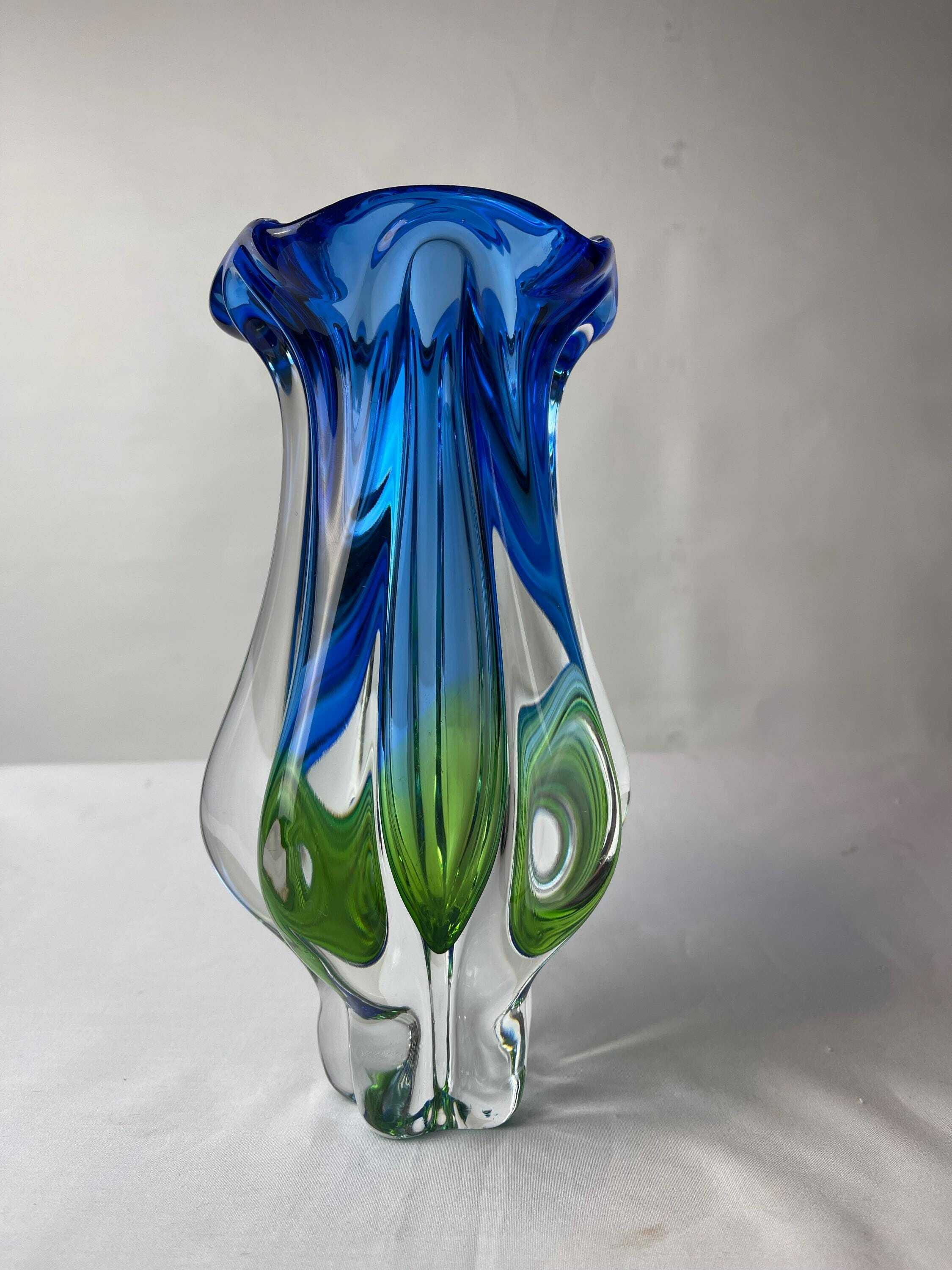 Sklarna Chřibská (Czechoslovakia) Art Glass Vase Model 114322, Designed By Josef Hospodka, Sommerso Green And Blue Vintage Glass, Retro