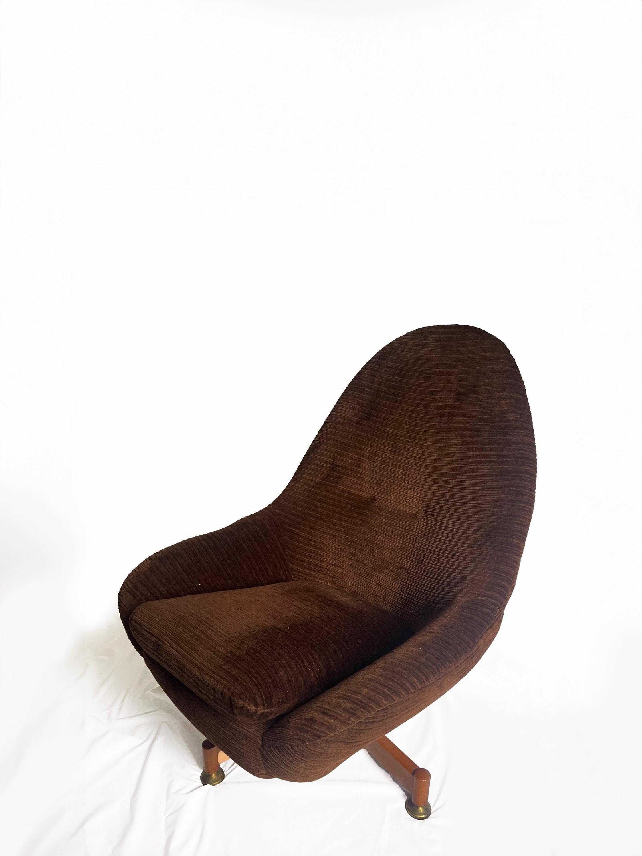 Swivel Chair From Greaves & Thomas, Mid Century Egg Chair, Vintage Chocolate Brown Velvet Egg Chair, Original Cover. Teak Legs